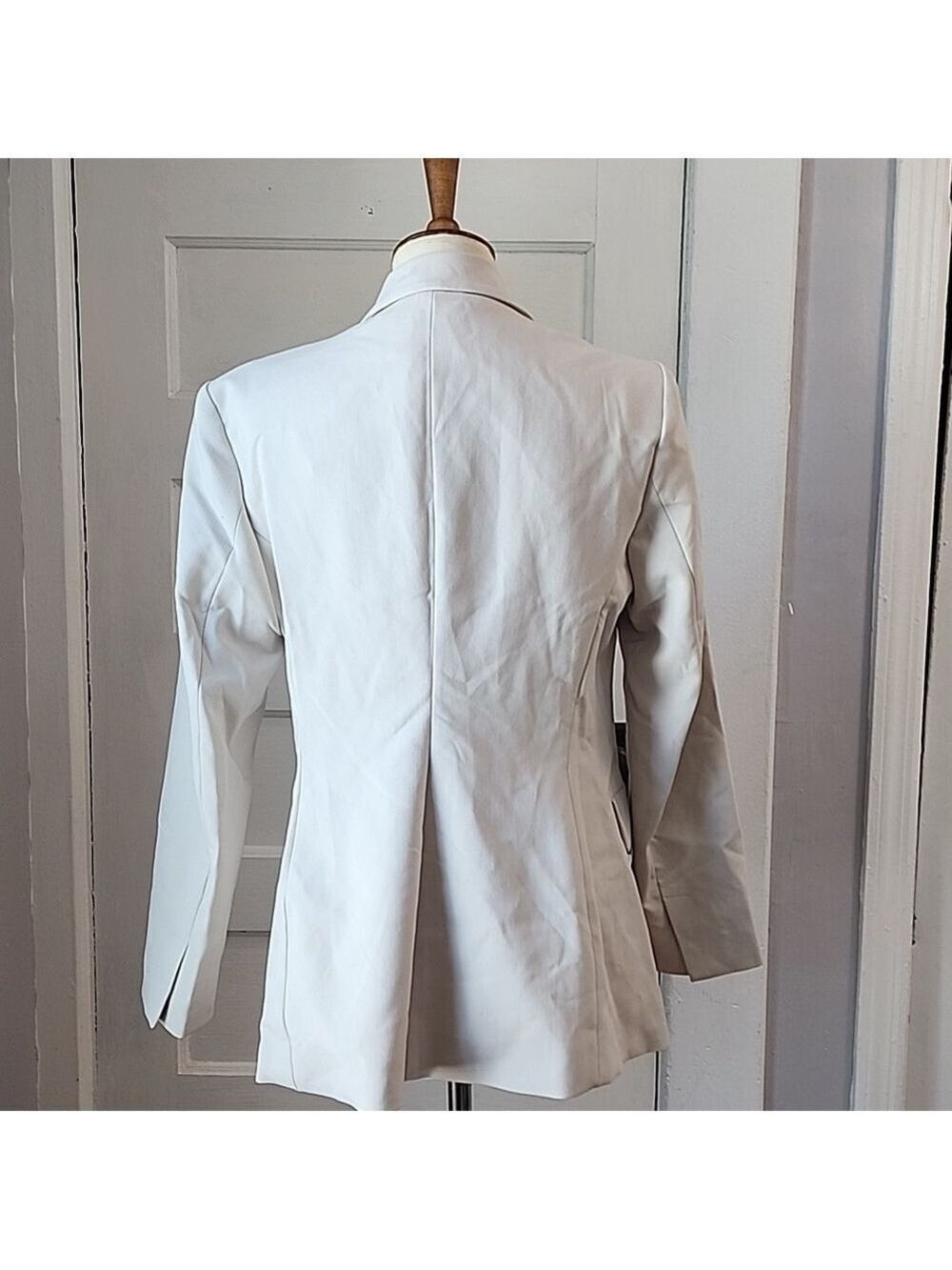 NWT Zara Rhinestone Button Blazer, Beige, Size L - Picture 8 of 17